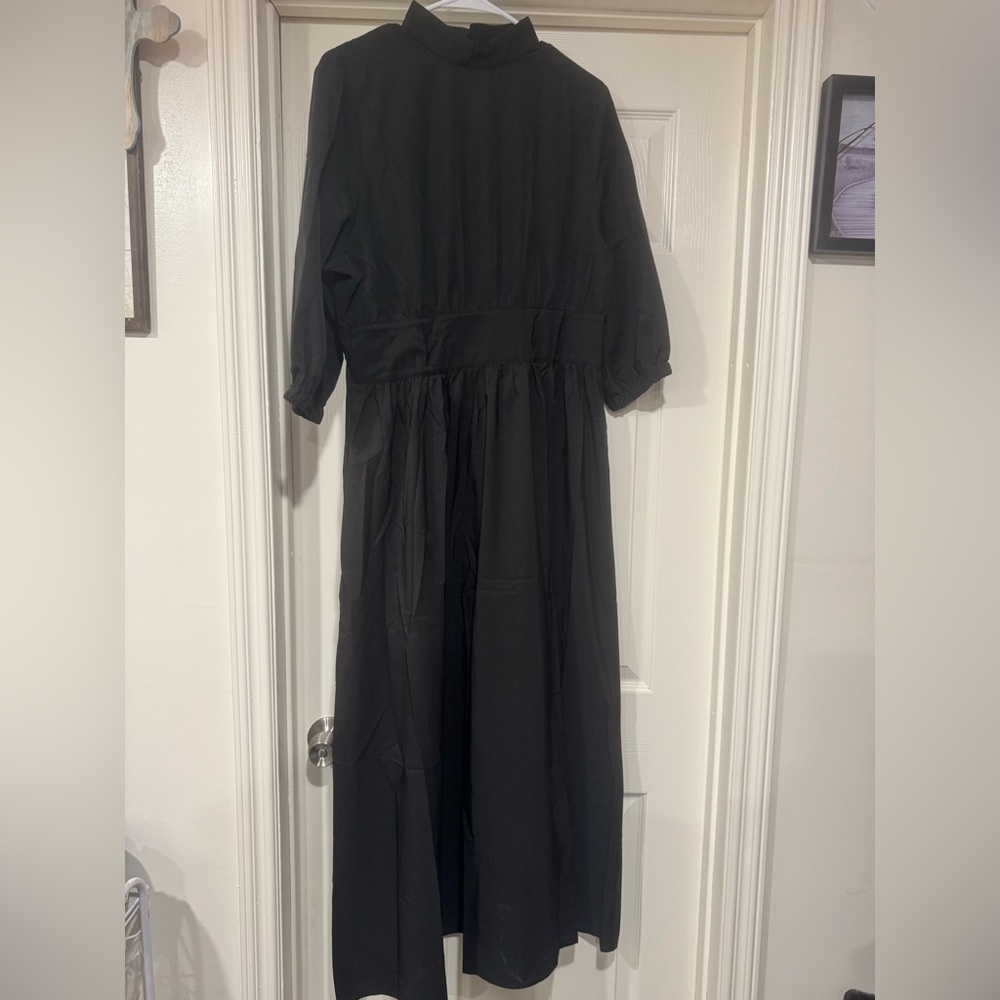 Luxury collections brand new dress - Picture 2 of 5